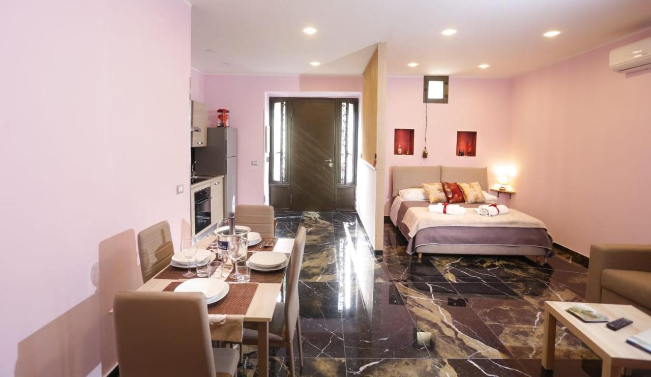 Palepolis Apartment Napoli Bagian luar foto